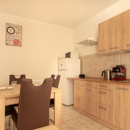 Modor Apartman Alsópáhok Exteriér fotografie