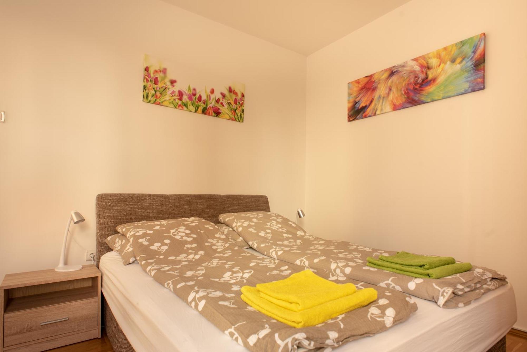 Modor Apartman Alsópáhok Exteriér fotografie