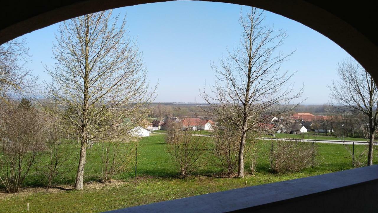 Modor Apartman Alsópáhok Exteriér fotografie