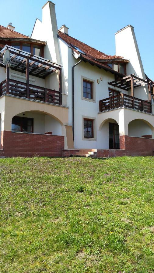 Modor Apartman Alsópáhok Exteriér fotografie